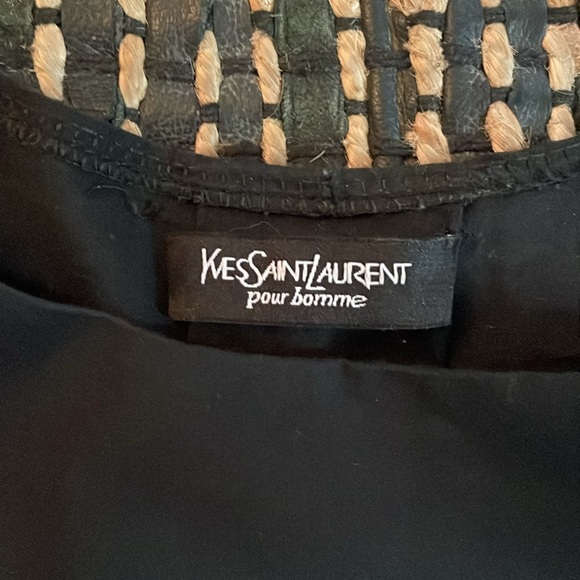 Puff sleeve black with crinoline inside - Picture 2 of 6